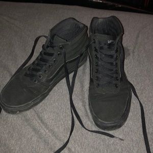 Vans Shoes - Black vans Vans Shoes - Black vans